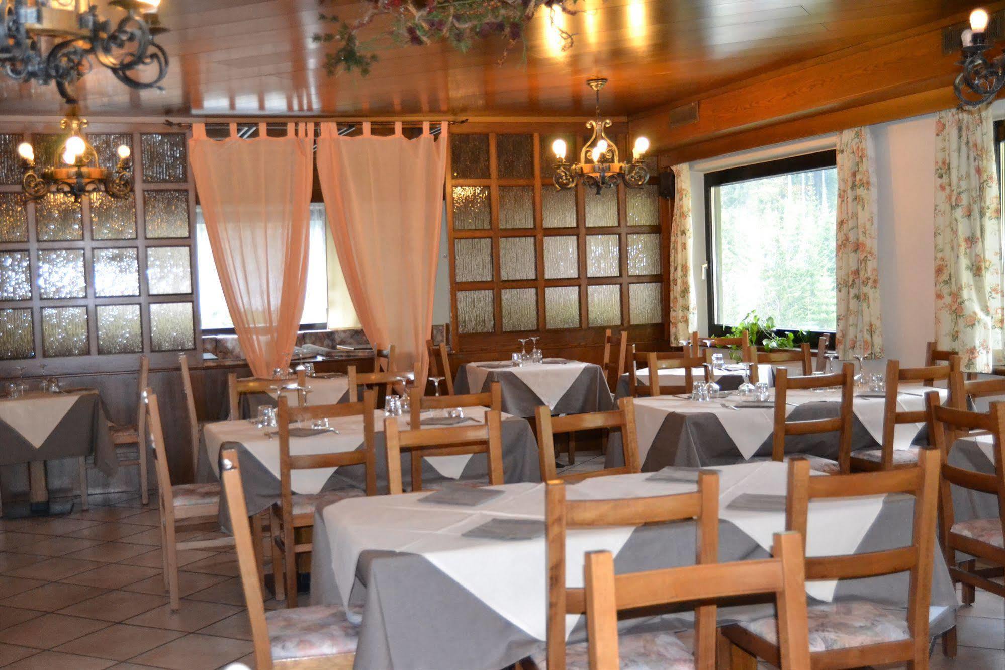 Hotel Vajolet Маццин Экстерьер фото